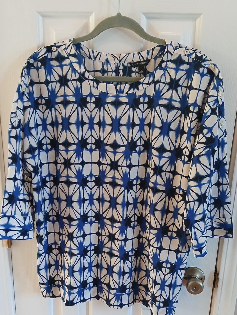 BANANA REPUBLIC Navy and White Geometric Button-Shoulder Tunic, Size L